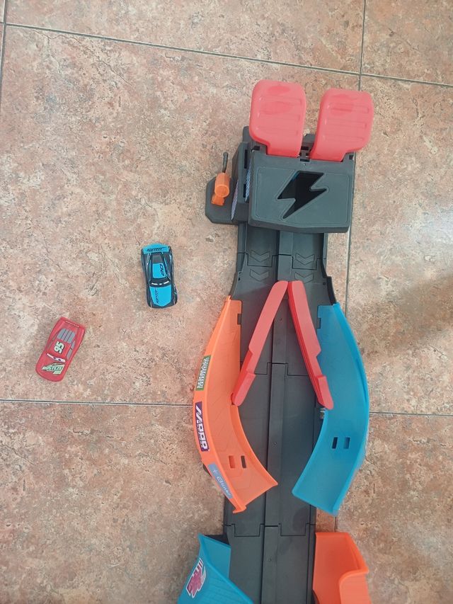 Circuito Carreras Mattel Cars