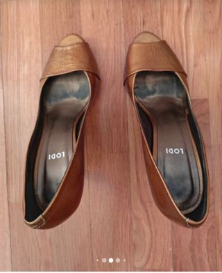 Zapatos Lodi dorados