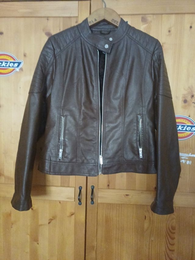 Chaqueta marrón mujer