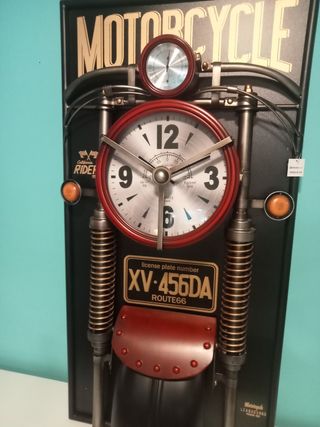 NUEVO RELOJ MOTO RETRO