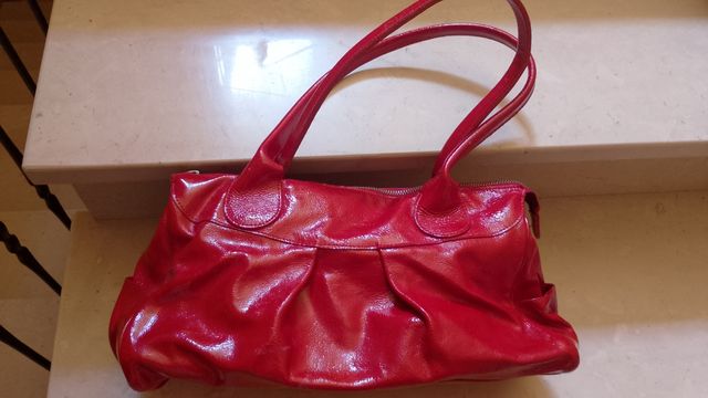 Borsa a tracolla rossa in vernice