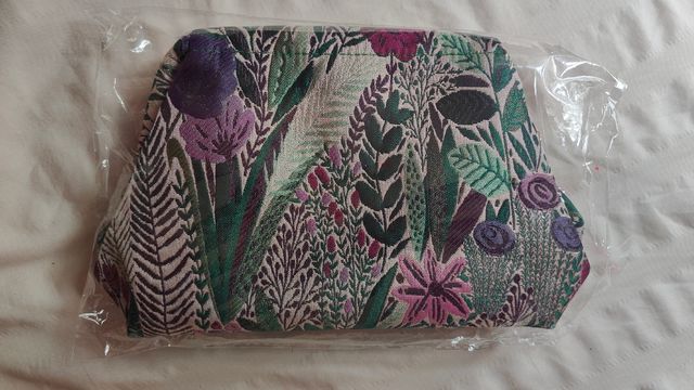 Bolso flores y hojas NUEVO