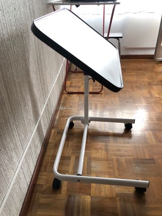 Cama articulada eléctrica, mesa aux.almoha+sabanas