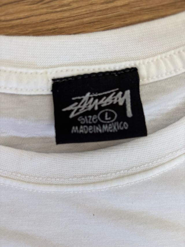 Camiseta Stüssy blanca - fresa