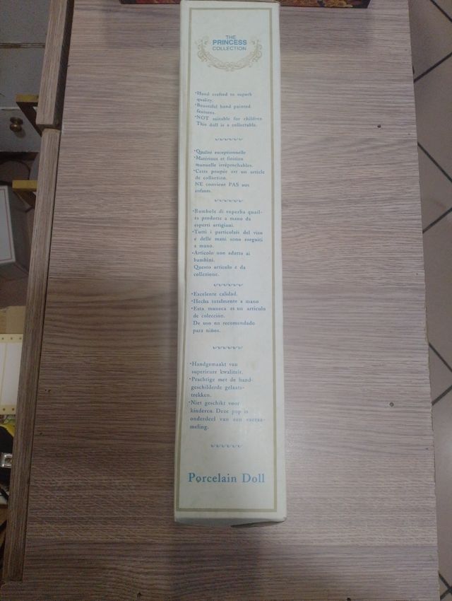 Muñeca porcelana Princesa