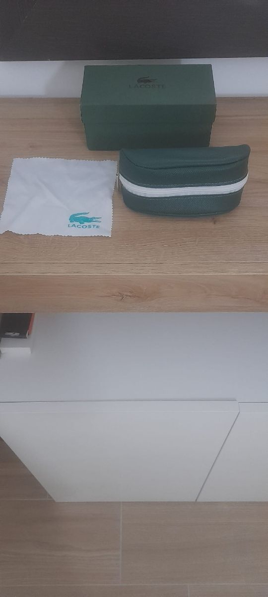 Occhiali Lacoste neri