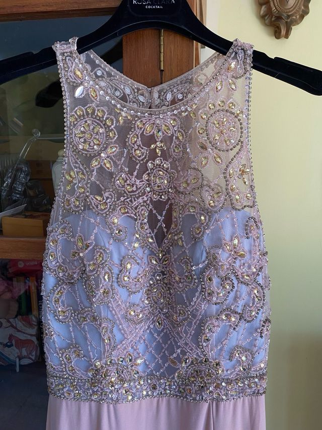 Vestido Rosa Clará pedrería rosa