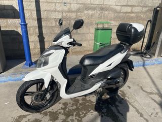 Scooter Sym Symphony 125 SR blanco