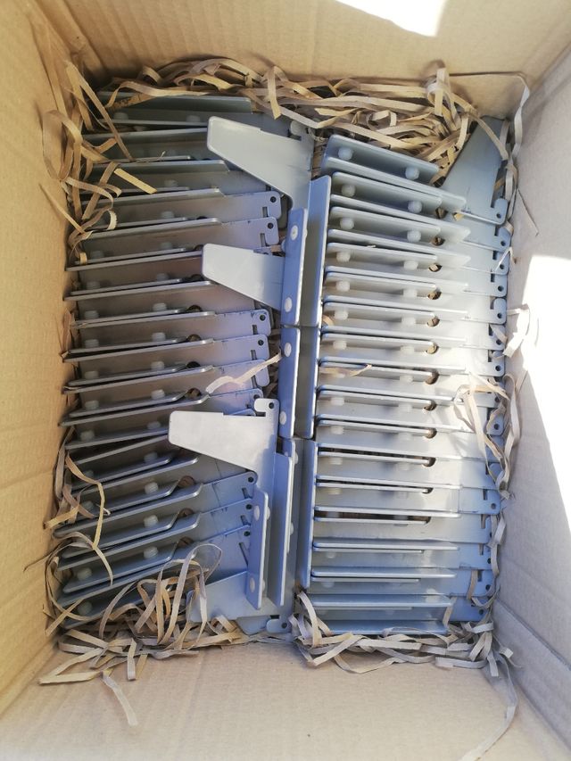 Estanterías de cristal: 41 unidades