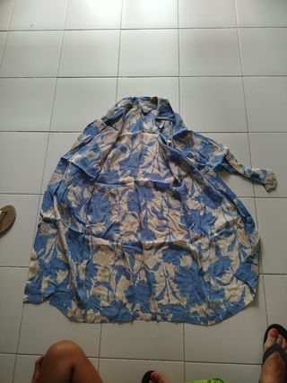 Vestito floreale azzurro e bianco