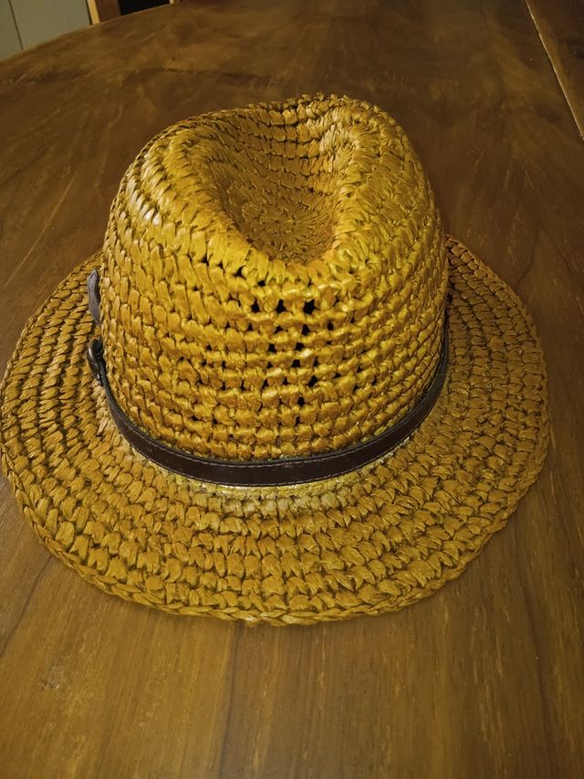 Cappello estivo taglia 56