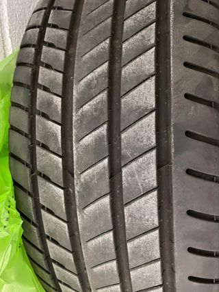 Neumáticos Bridgestone Alenza 245/50R19 105W