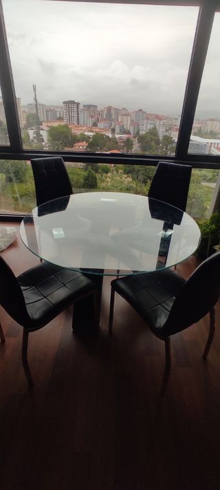 Mesa cristal 4 sillas - comedor