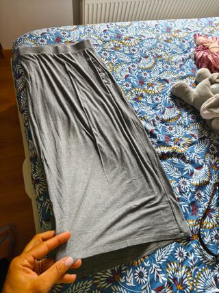 Falda midi gris L - Talla 40