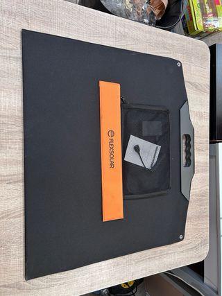 Panel solar plegable con 100W FLEXSOLAR C100 