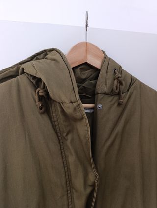 Abrigo militar verde oliva
