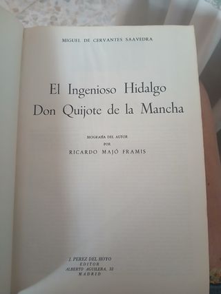Antiguo libro de Don quijote de la Mancha. 