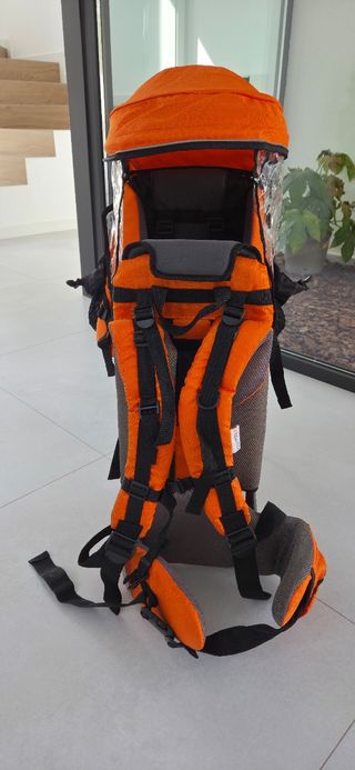 Mochila portabebés senderismo