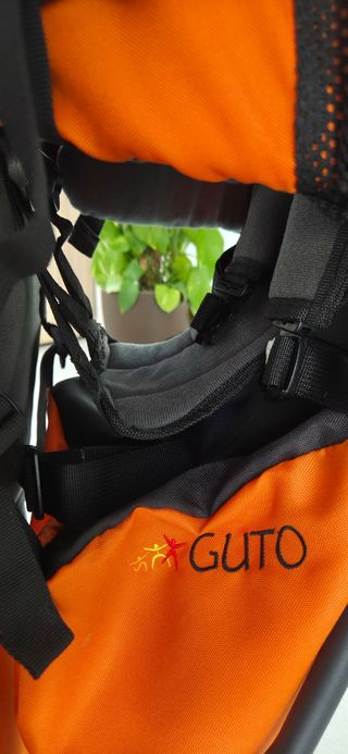 Mochila portabebés senderismo