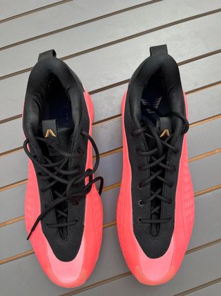 Zapatillas Adidas 
Anthony Edwards 1Low 47,1/3-EU