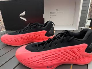 Zapatillas Adidas 
Anthony Edwards 1Low 47,1/3-EU