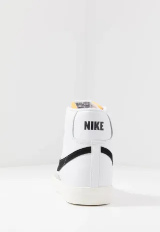 Zapatillas NIKE Blazer Mid '77 Vintage Blancas