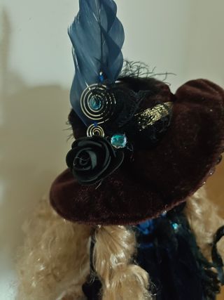 Bambola Ceramica Gotica Vintage