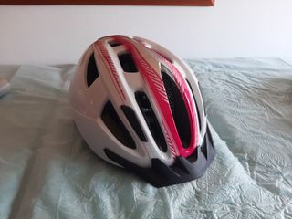 Casco bici mujer - blanco y rosa