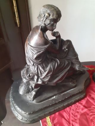 2 figuras bronce estilo clásico