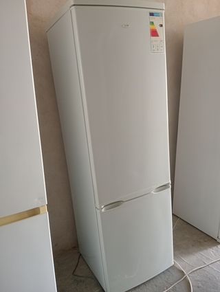 Oferta Solo hoy  Frigorífico California B