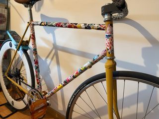 Fixie single-speed: Bicicleta freno contrapedal