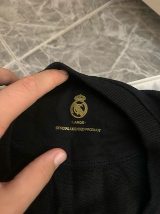 Sudadera Real Madrid - Negra y Dorada