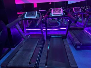 Lote cardio profesional gimnasio de 9 maquinas