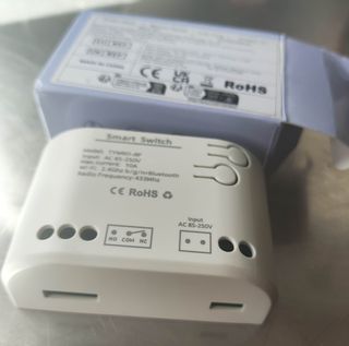 Control Garaje Inteligente Tuya WiFi