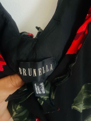 𝗕𝗥𝗨𝗡𝗘𝗟𝗟𝗔 𝗩𝗘𝗦𝗧𝗜𝗗𝗢 +𝗠𝗔𝗡𝗧𝗢𝗡 𝗙𝗟𝗘𝗖𝗢𝗦