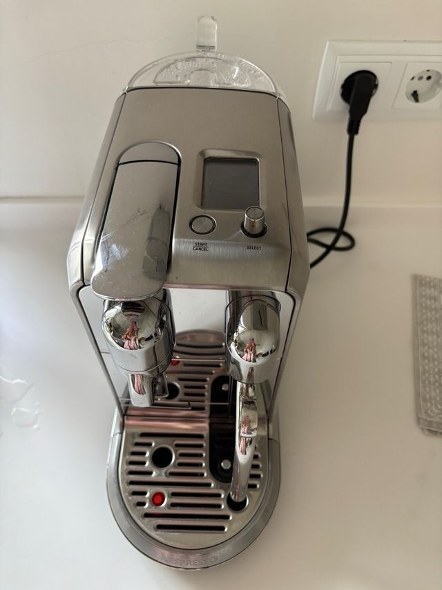 Cafetera Nespresso Creatista