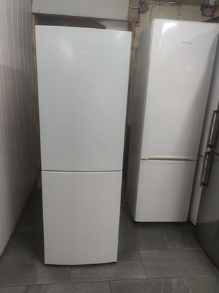 Nevera Haier combi clase A+ 177x60cm con garantia
