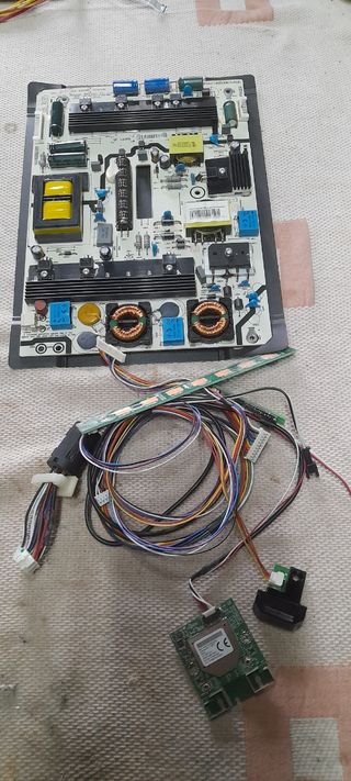Fuente alimentación Hisense LTDN42K680XWSE