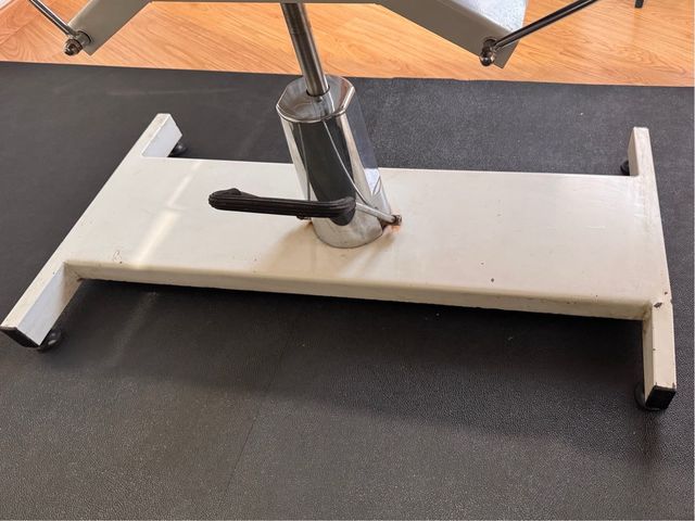 Camilla profesional hidráulica 360º.