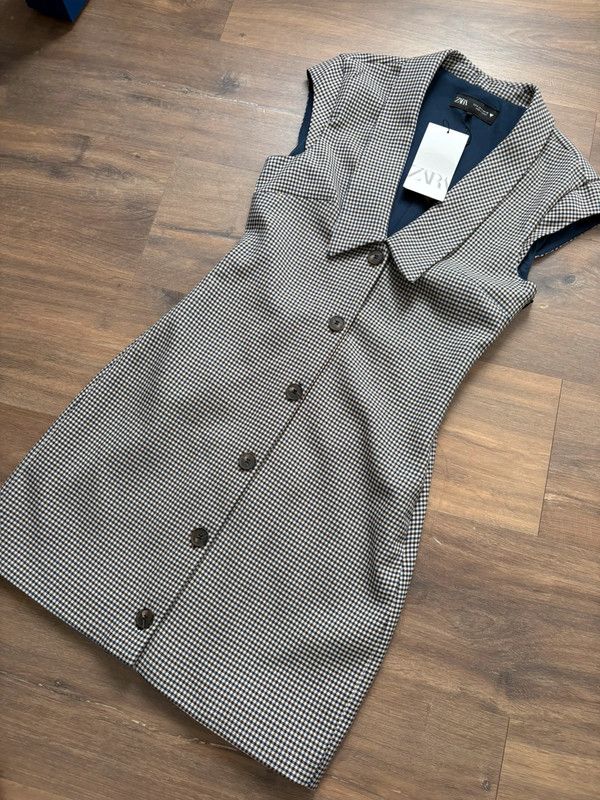 Vestido mini cuadros vichy cuello bobo Zara