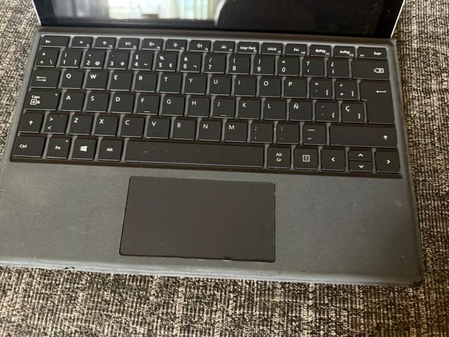 Microsoft Surface Pro 7 (1866) impecable