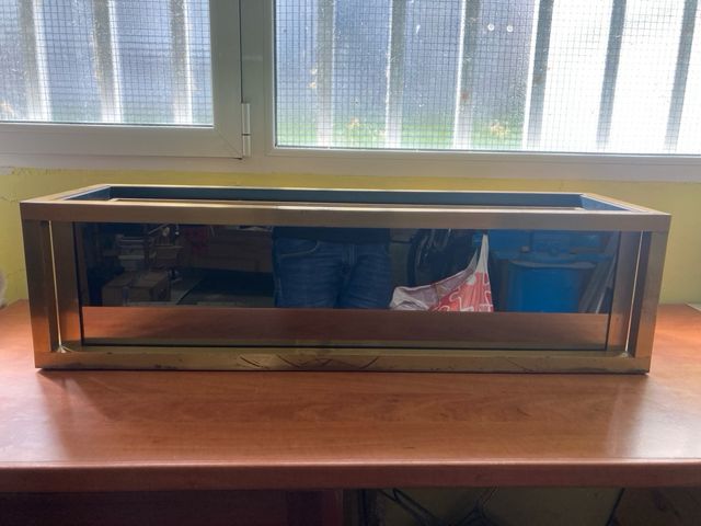 Jardinera con espejos de latón dorado vintage