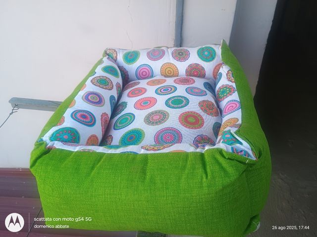 Cuccia per animali multicolor