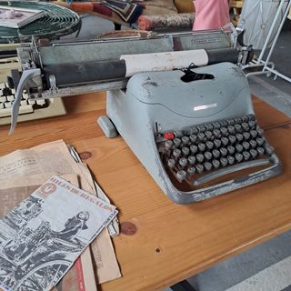 Máquina escribir Olivetti Lexicon 80