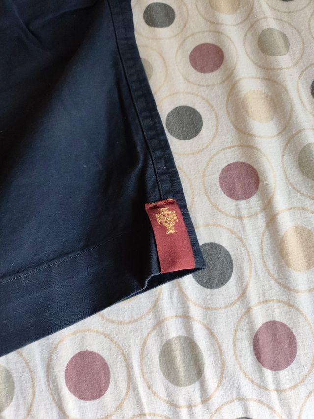 Pantalones NIKE hombre.  Media pierna. Corte ancho