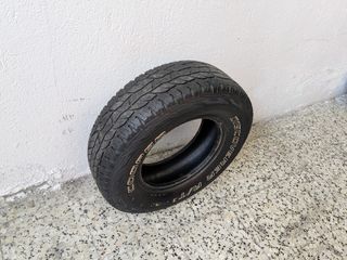 Cooper Discoverer AT3 sport  235 / 75  R15