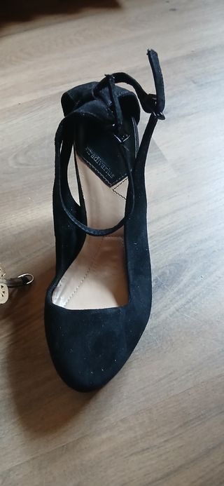 Sandalias negras tacón bajo talla 35