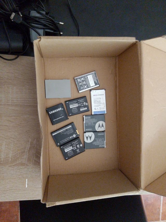 9 Teléfonos móviles antiguos
Y cámara para Sony 