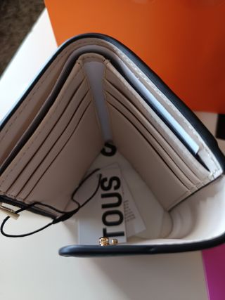Cartera Tous beige y negra con etiqueta y garantía