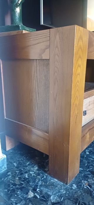 Mueble TV madera roble